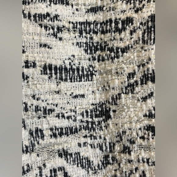 H&M Women’s Tweed Style Kimono Cardigan with Metallic Detail Size Medium - Picture 3 of 7